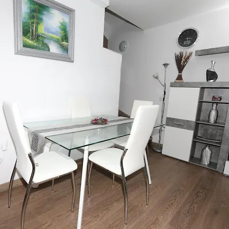 Keur Fina Apartment *