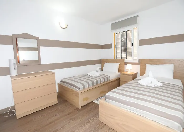 Keur Fina * コスタ・デ・アンティグア